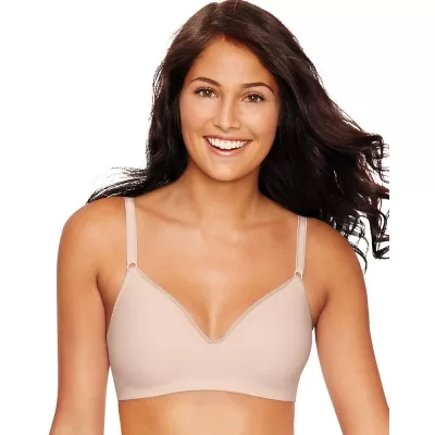 Hanes Ultimate Smooth Inside and Out Foam ComfortFlex Fit Wirefree Bra
