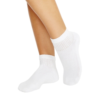 Hanes Cushioned Women's Ankle Athletic Socks 10-Pack